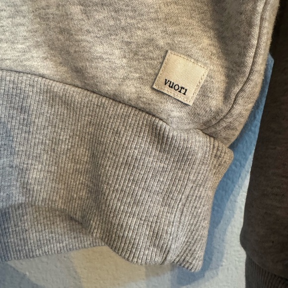 Vuori Gray Women's Half-Zip Hooded Sweatshirt Size L - Picture 3 of 5